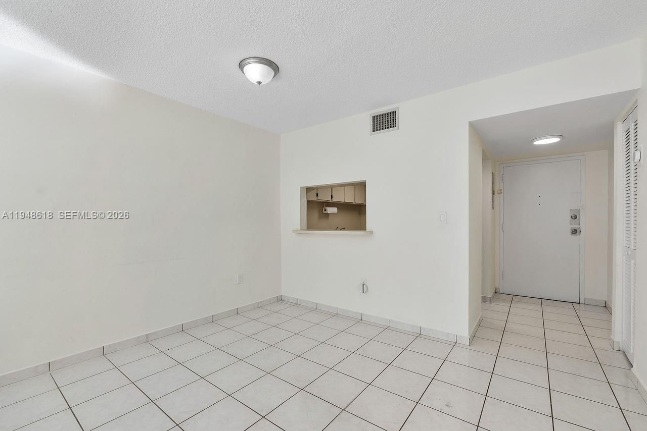 995 SW 84th Ave, Unit 223, Miami, FL 33144 Photo