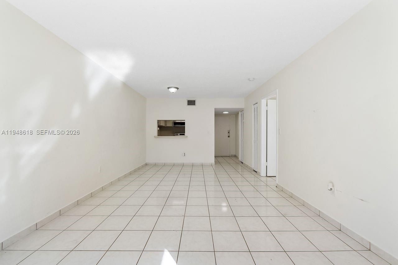 995 SW 84th Ave, Unit 223, Miami, FL 33144 Photo