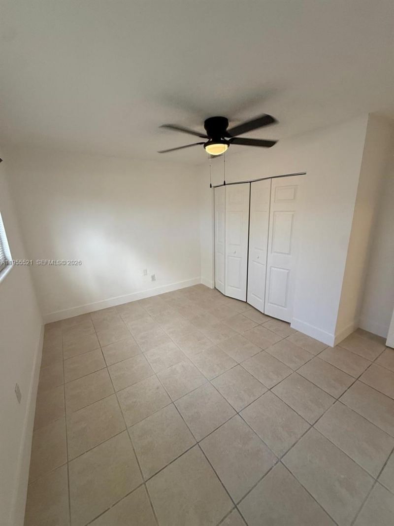 1270 North Dr, Miami, FL 33179 Photo