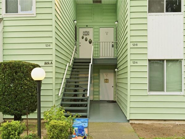 521 MIDWAY DRIVE, Unit B, OCALA, FL 34472