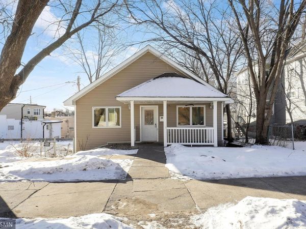 624 Cook Avenue E, Saint Paul, MN 55130