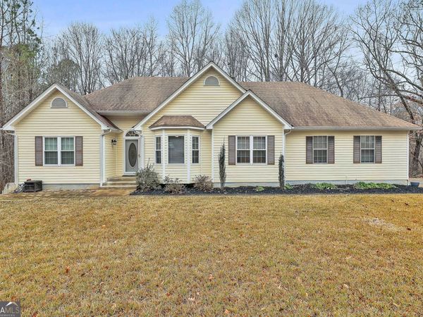 70 Wilkes Court, Newnan, GA 30263