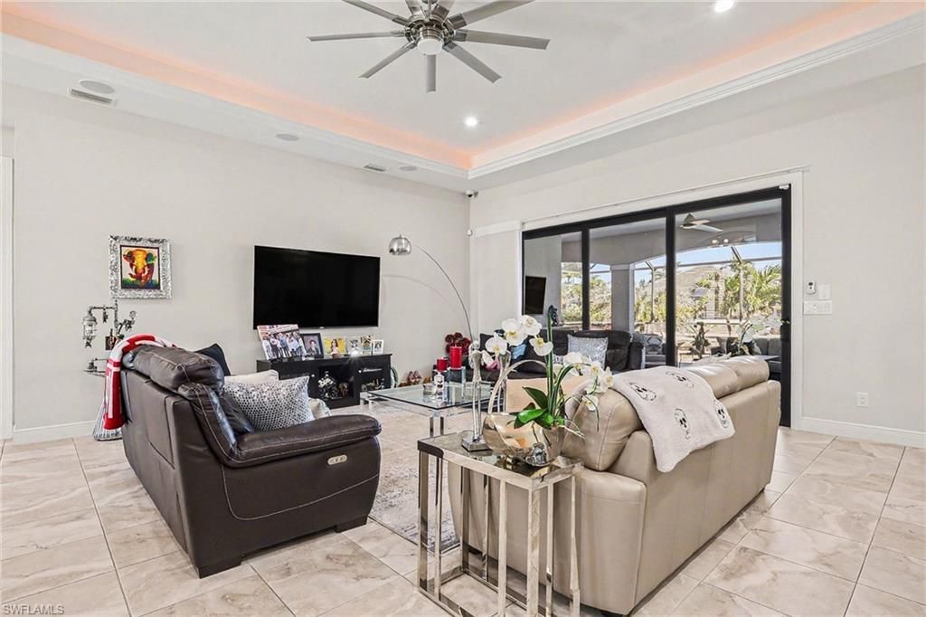 4621 SW 17th Pl , Cape Coral, FL 33914 Photo