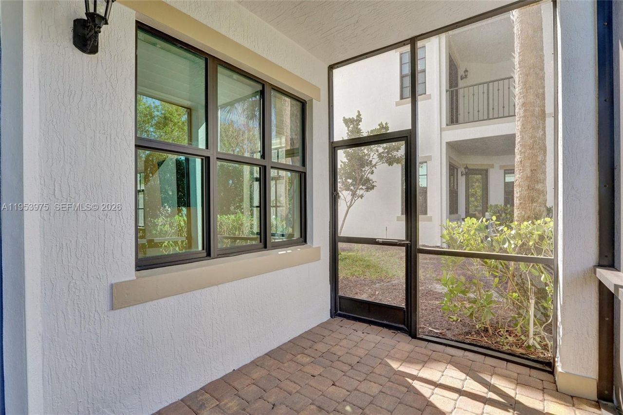 11353 SW 13th St, Pembroke Pines, FL 33025 Photo