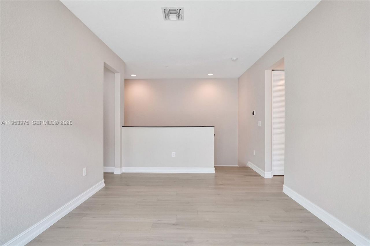 11353 SW 13th St, Pembroke Pines, FL 33025 Photo