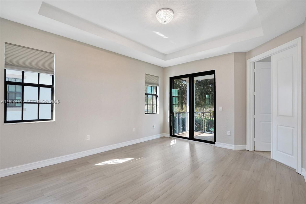 11353 SW 13th St, Pembroke Pines, FL 33025 Photo