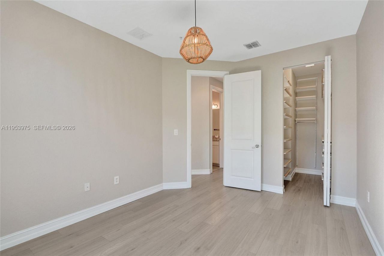 11353 SW 13th St, Pembroke Pines, FL 33025 Photo