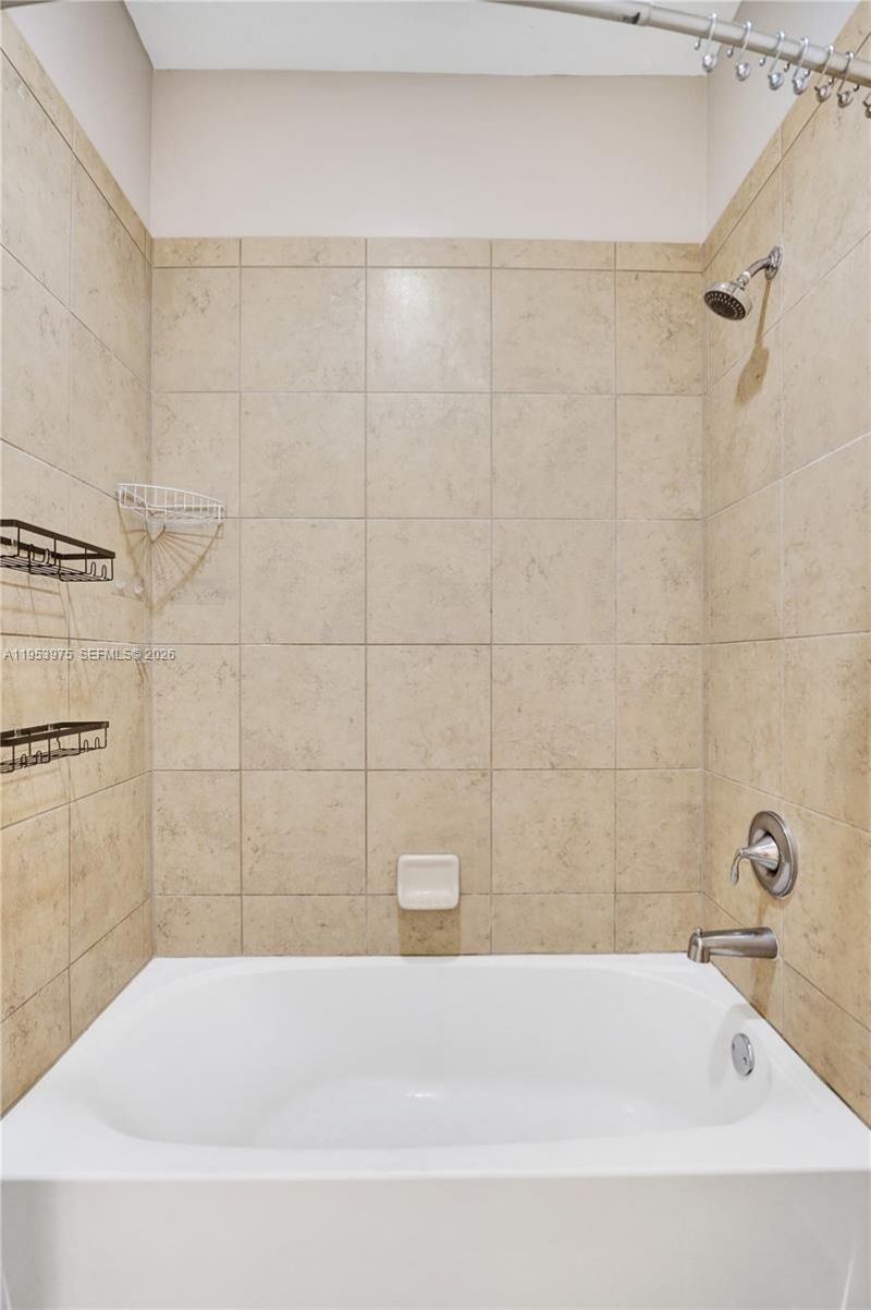 11353 SW 13th St, Pembroke Pines, FL 33025 Photo