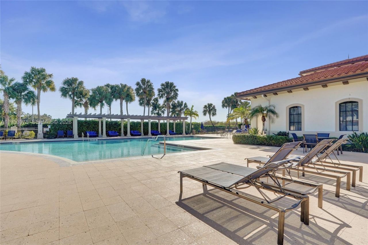 11353 SW 13th St, Pembroke Pines, FL 33025 Photo