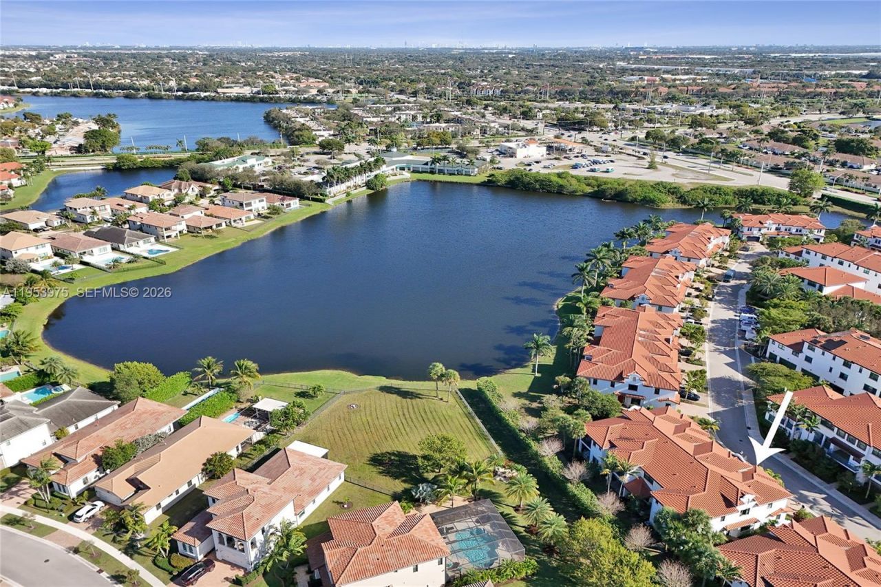 11353 SW 13th St, Pembroke Pines, FL 33025 Photo