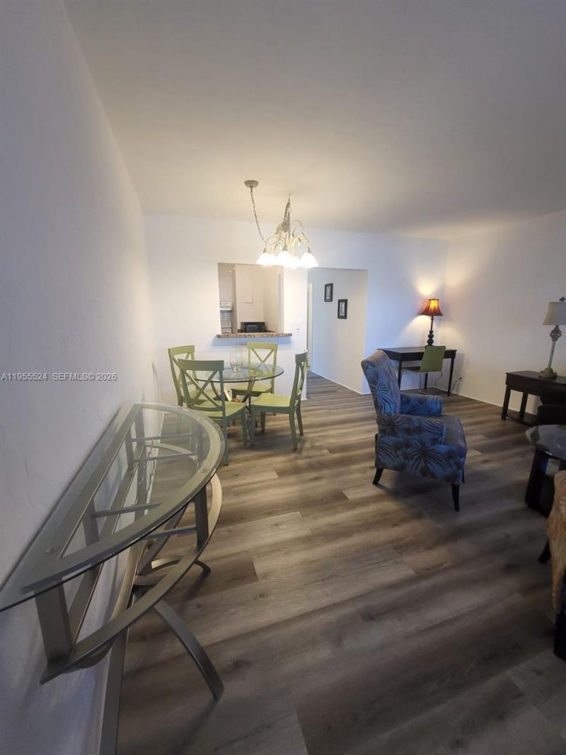 600 Layne Blvd, Unit 118, Hallandale Beach, FL 33009 Photo