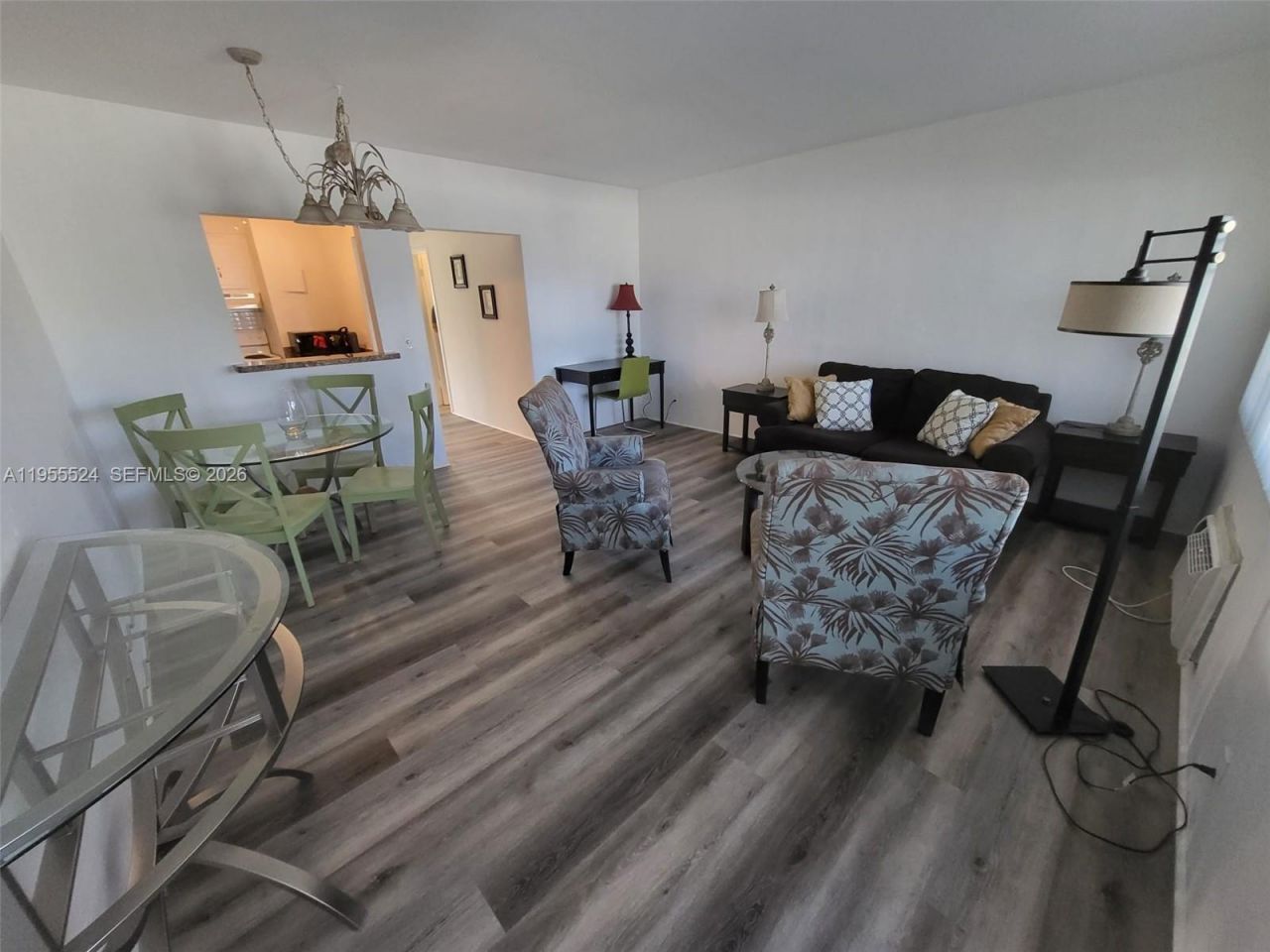 600 Layne Blvd, Unit 118, Hallandale Beach, FL 33009 Photo