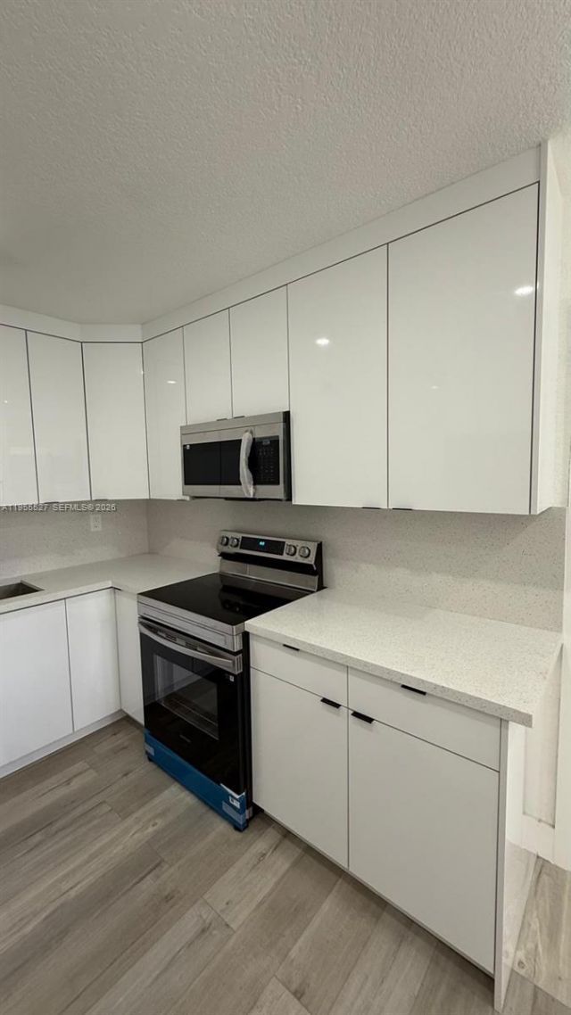 980 NE 146th St , North Miami, FL 33161 Photo