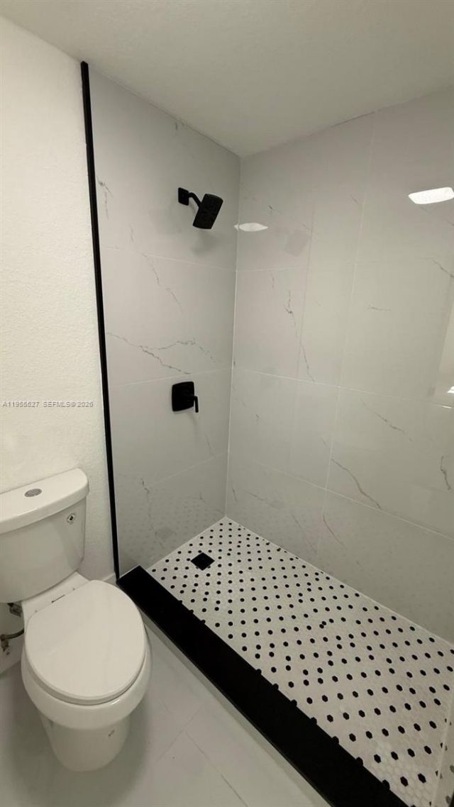 980 NE 146th St , North Miami, FL 33161 Photo