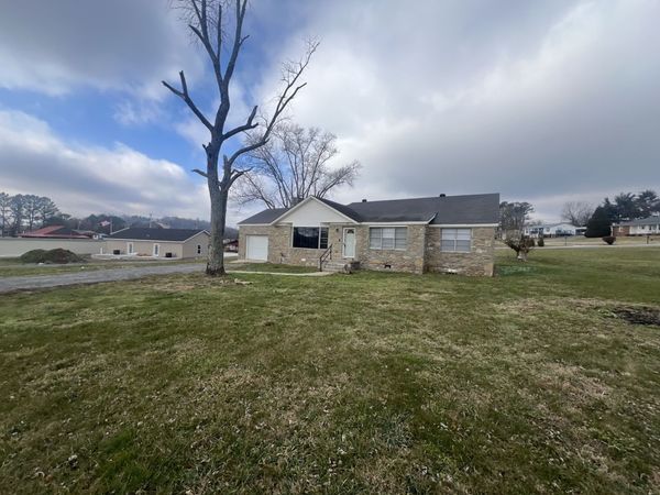 610 Majors Blvd, Lynchburg, TN 37352