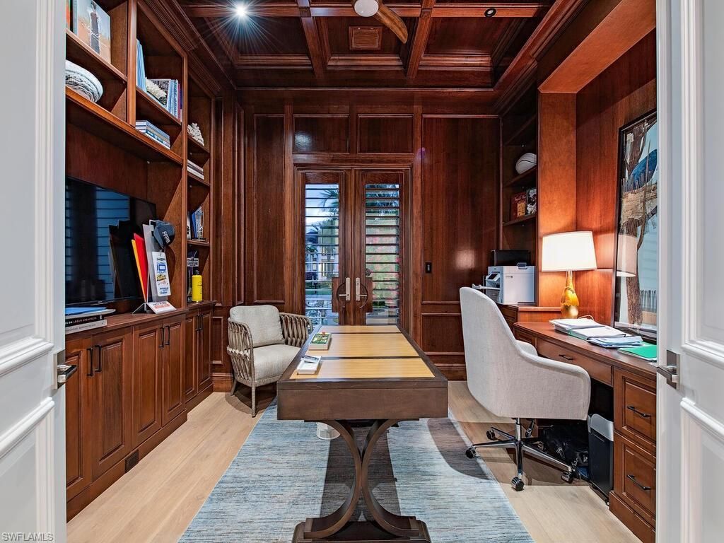 3243 Gin Ln, Naples, FL 34102 Photo