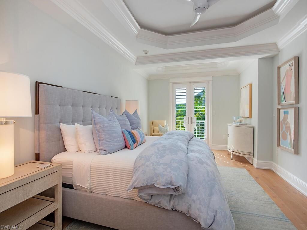 3243 Gin Ln, Naples, FL 34102 Photo