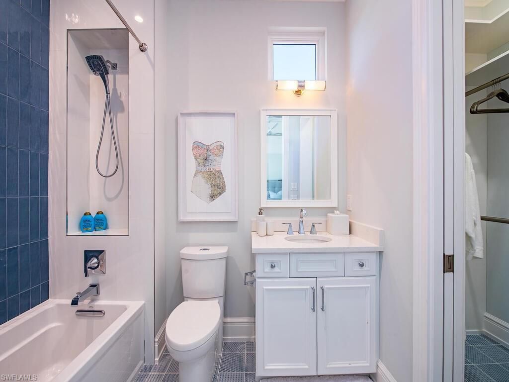 3243 Gin Ln, Naples, FL 34102 Photo