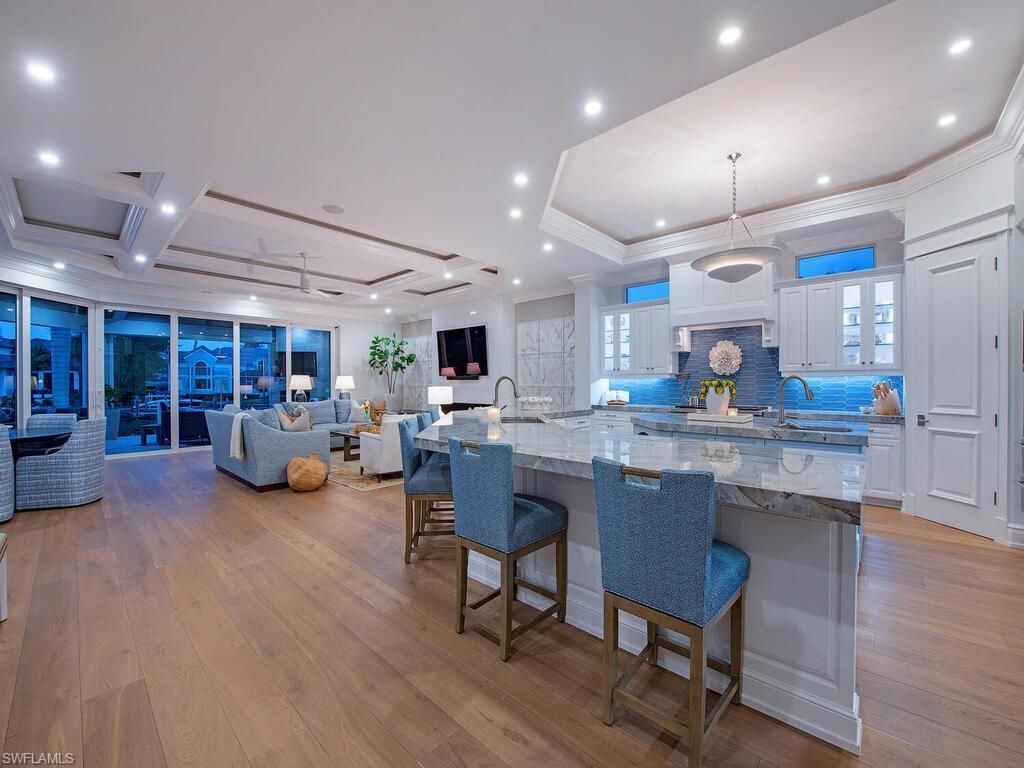 3243 Gin Ln, Naples, FL 34102 Photo