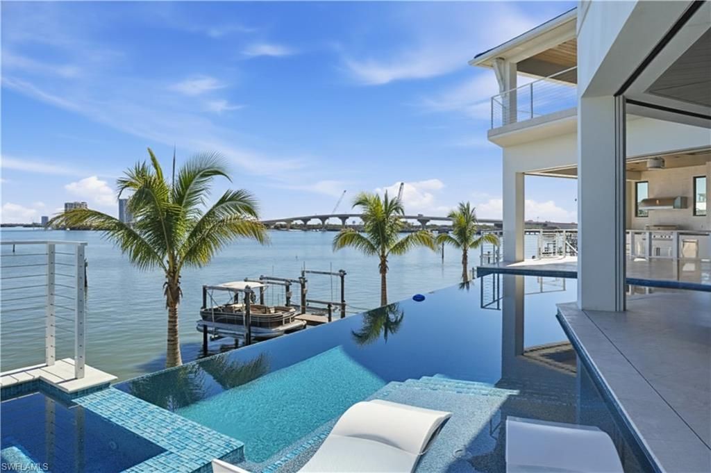 280 Estrellita Dr , Fort Myers Beach, FL 33931 Photo