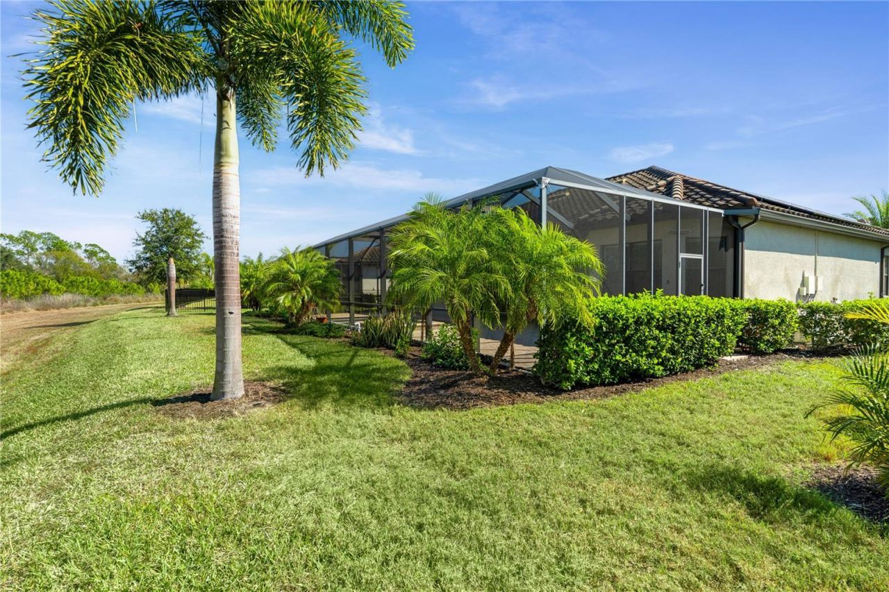 17045 Polo Trl, Lakewood Ranch, FL 34211 Photo