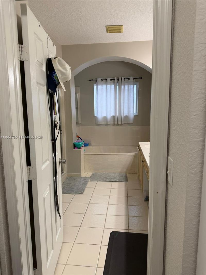 1948 SE 24th Ave , Homestead, FL 33035 Photo