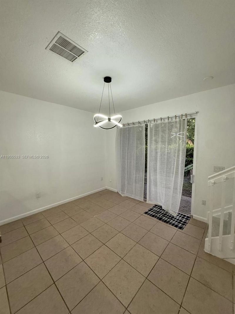 21209 NW 14th Pl, Unit 7-20, Miami Gardens, FL 33169 Photo