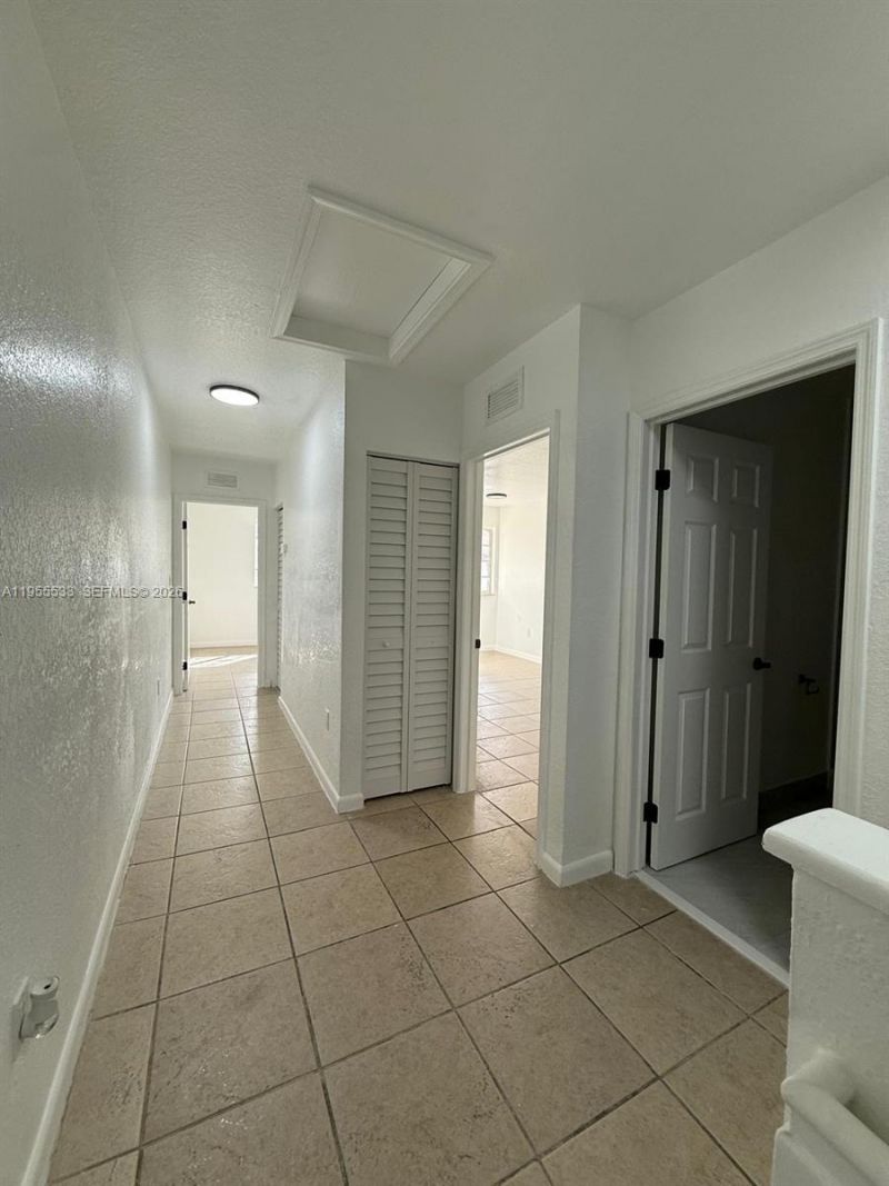 21209 NW 14th Pl, Unit 7-20, Miami Gardens, FL 33169 Photo