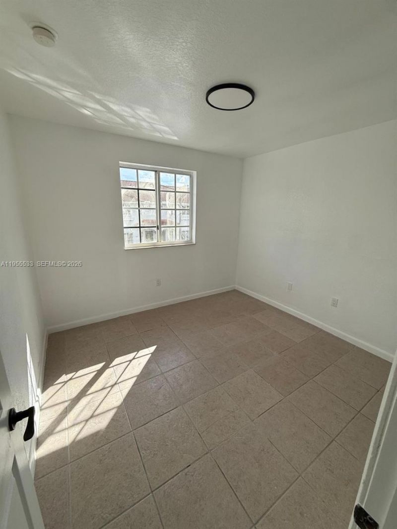 21209 NW 14th Pl, Unit 7-20, Miami Gardens, FL 33169 Photo