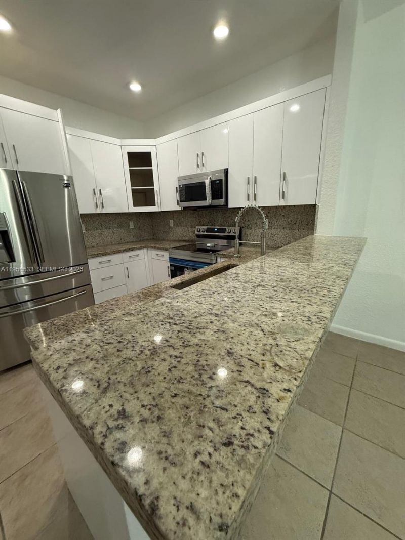 21209 NW 14th Pl, Unit 7-20, Miami Gardens, FL 33169 Photo