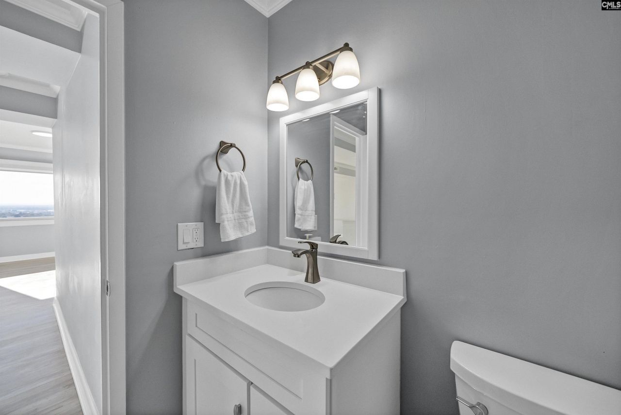 1520 Senate Street  Photo 16