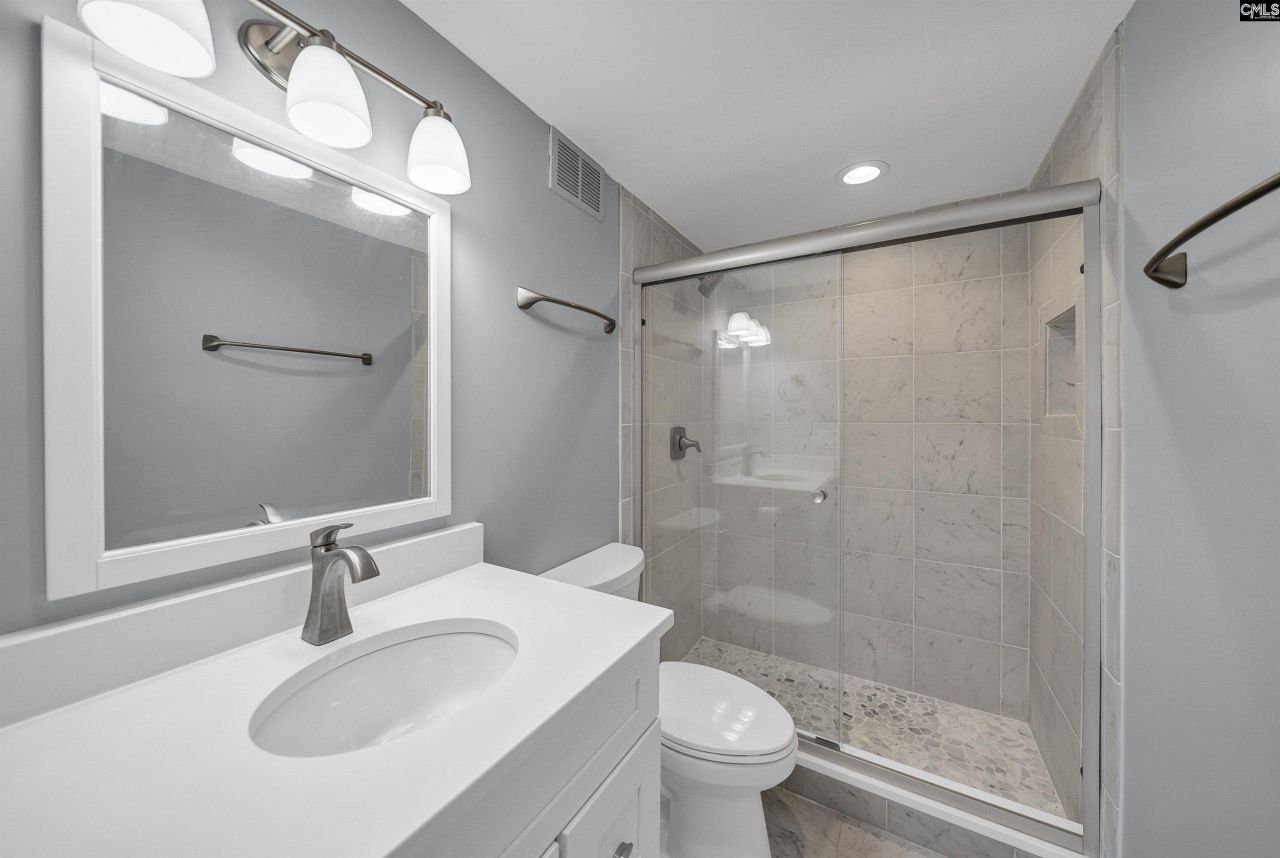 1520 Senate Street  Photo 22