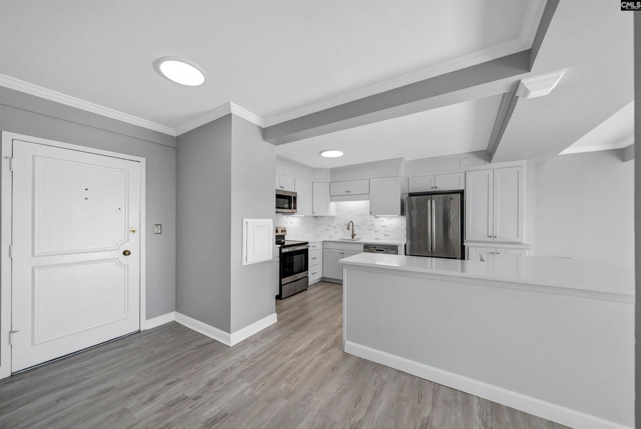 1520 Senate Street  Photo 4