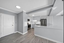 1520 Senate Street  photo 4