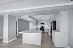 1520 Senate Street  photo 4