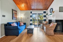 251 Driftwood Lane photo 4