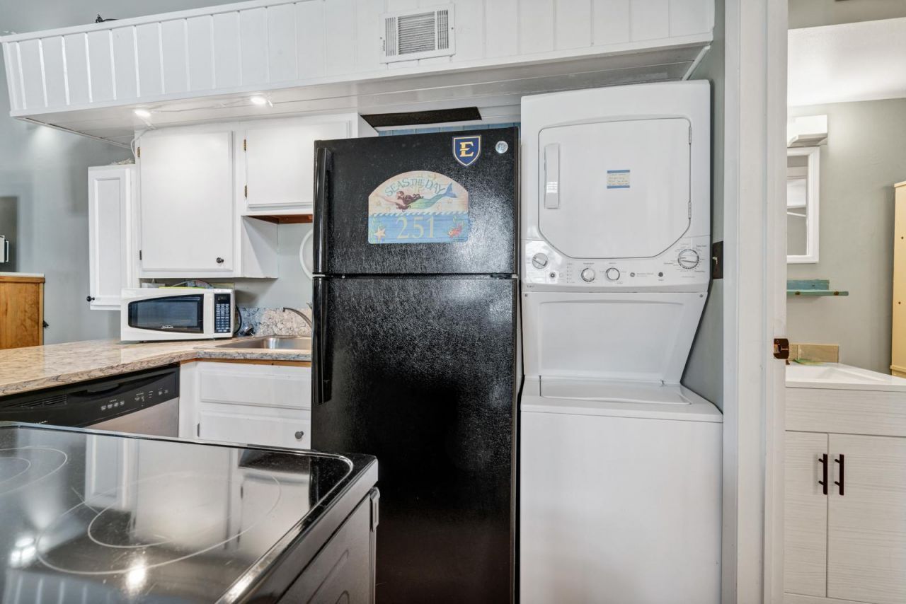 251 Driftwood Lane Photo 7