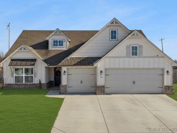 7401 N 160th East Avenue , Owasso, OK 74055