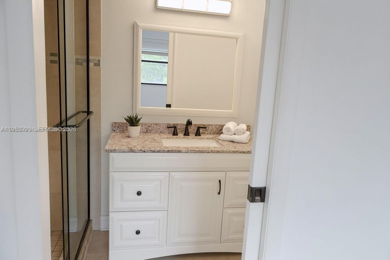 10405 Sunrise Lakes Blvd, Unit 311, Sunrise, FL 33322 Photo
