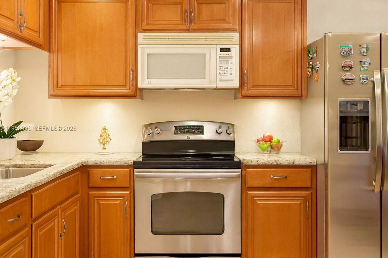 10405 Sunrise Lakes Blvd, Unit 311, Sunrise, FL 33322 Photo
