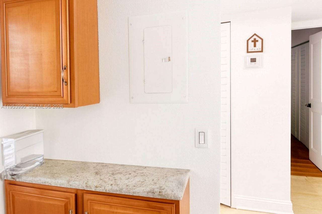 10405 Sunrise Lakes Blvd, Unit 311, Sunrise, FL 33322 Photo