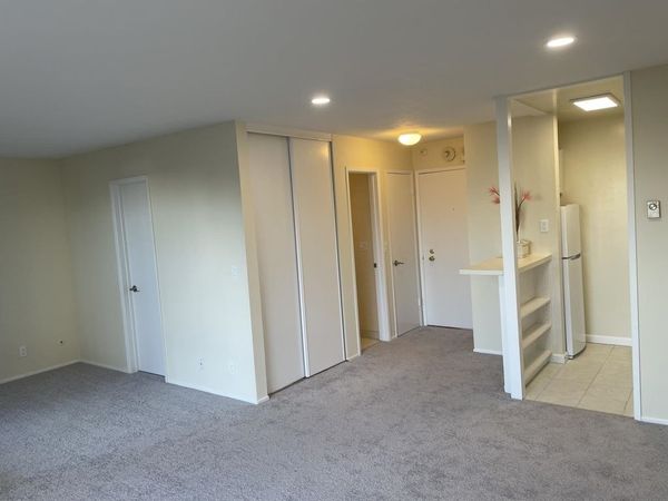 6 Captain DR, Unit E242, Emeryville, CA 94608