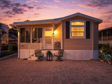 2411 CITRUS TREE ROAD, CLERMONT, FL 34714