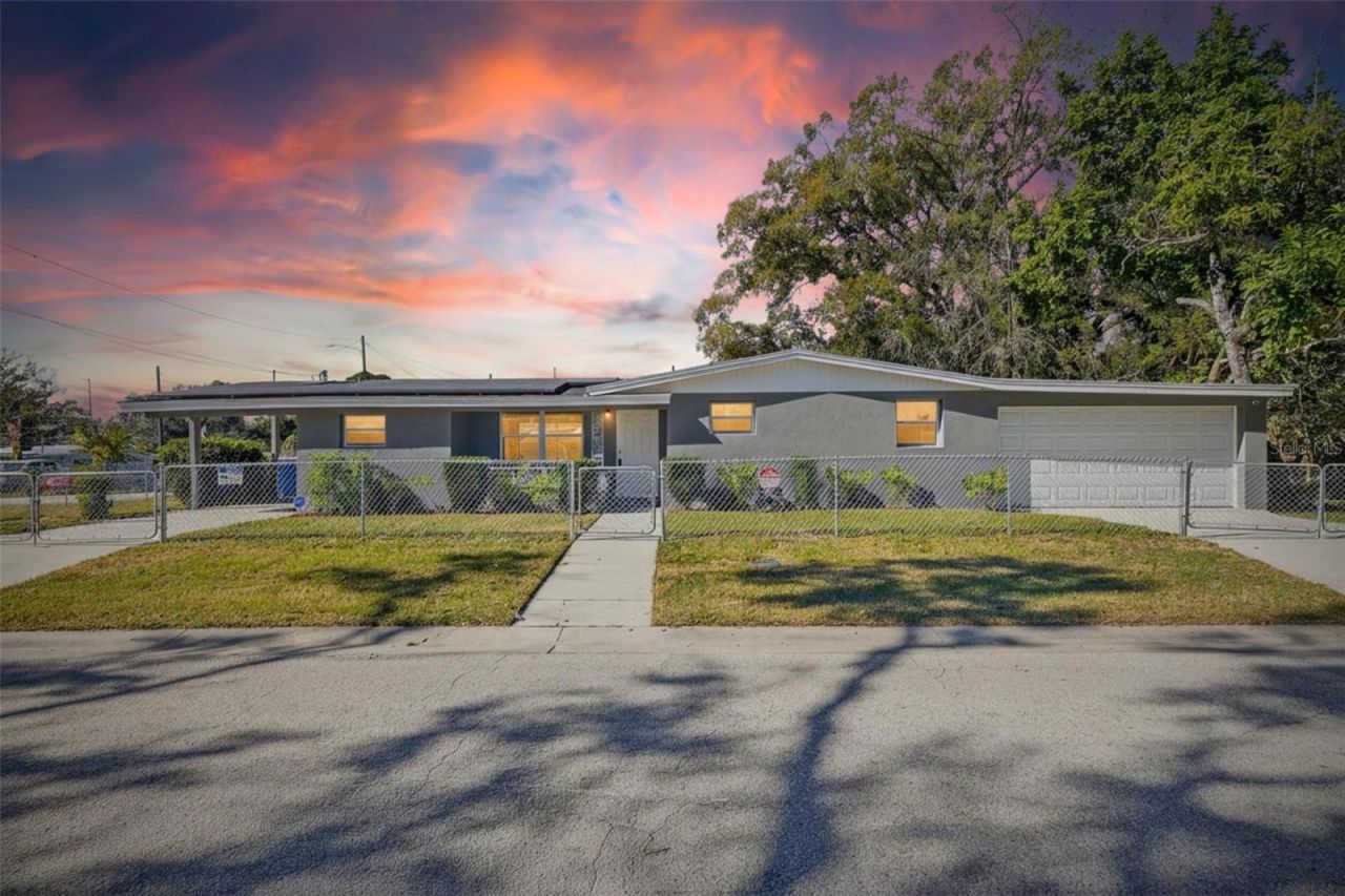 3722 E Idlewild Avenue, Tampa, FL 33610 Main Photo