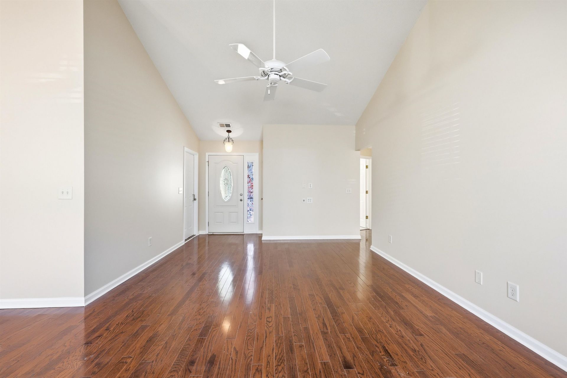 1193 Jumper Trail Circle Photo 5