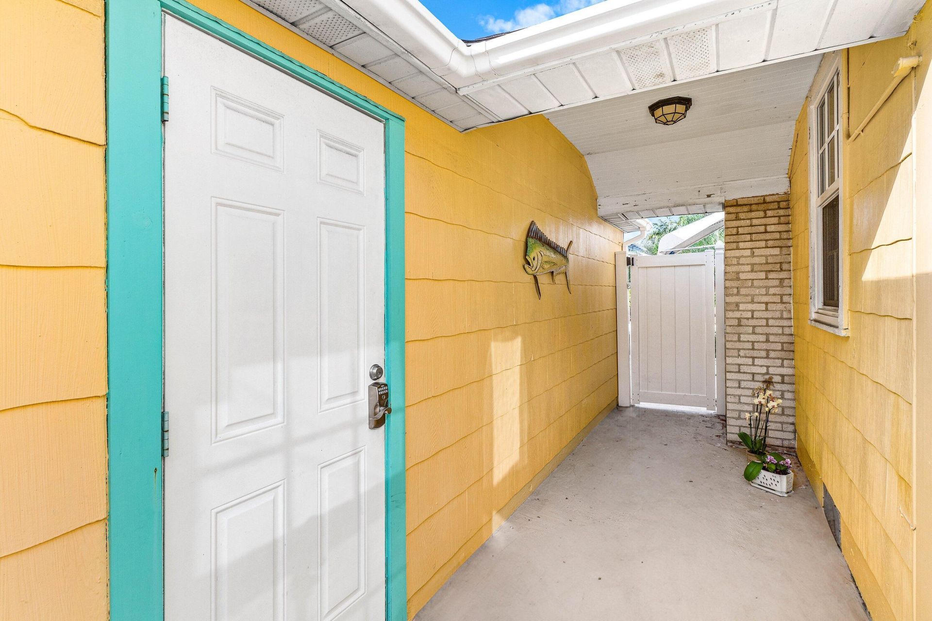 411 3rd Avenue N, Lake Worth Beach, FL 33460 Photo