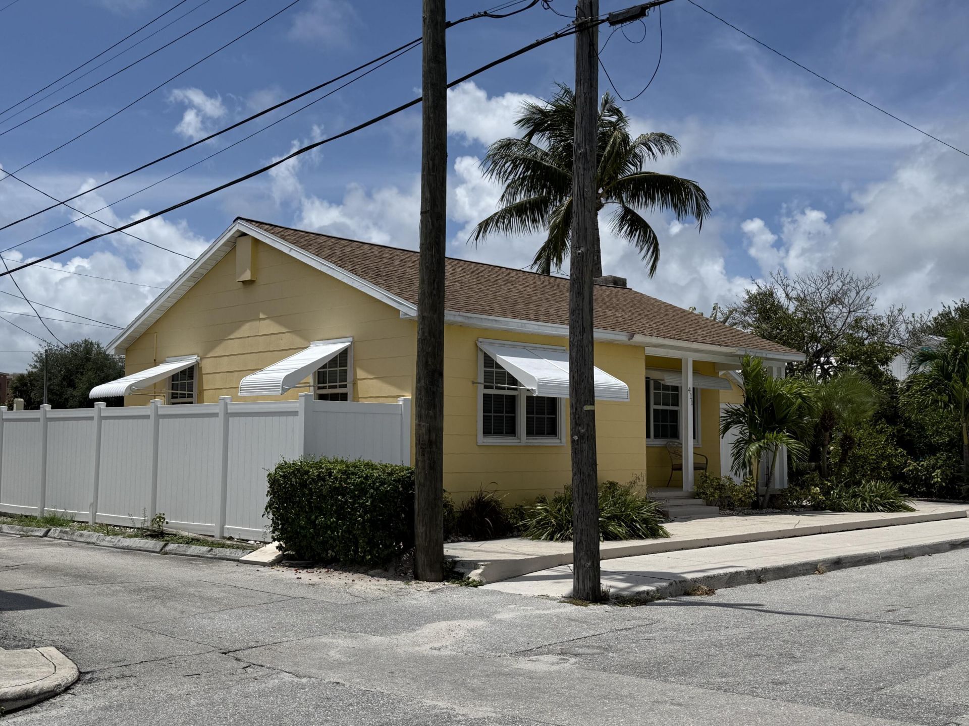 411 3rd Avenue N, Lake Worth Beach, FL 33460 Photo