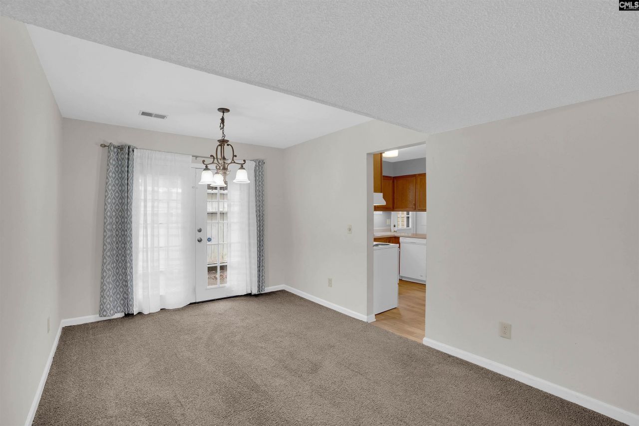 1157 Cloister Place Photo 5