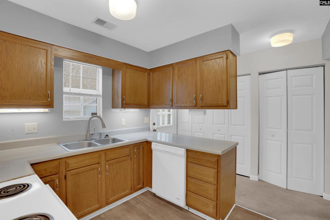 1157 Cloister Place Photo 8