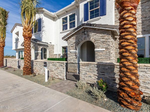 13975 W Luke Parkway, Surprise, AZ 85374